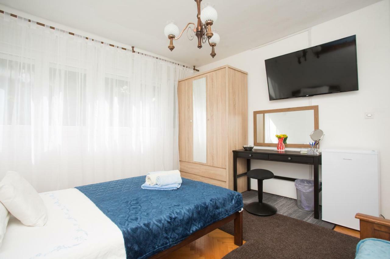 Apartmani Maras Split Bagian luar foto