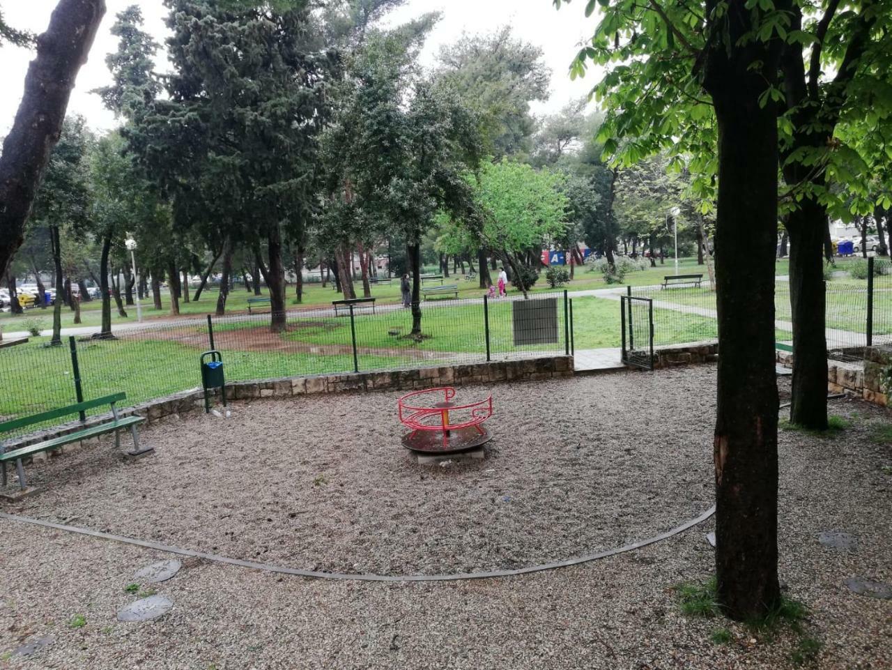 Apartmani Maras Split Bagian luar foto